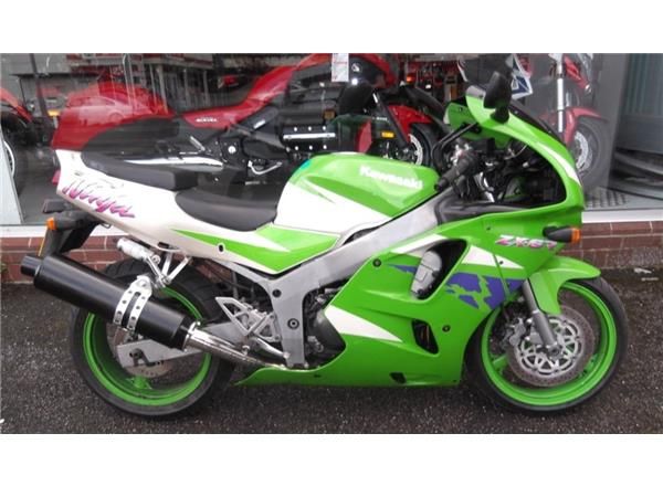 1996 KAWASAKI ZX-6R image 1