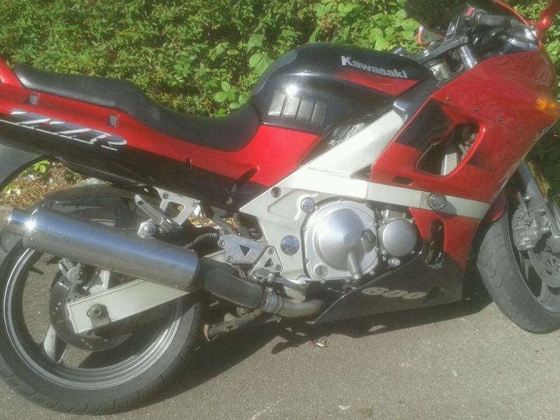 1999 Kawasaki zzr600 image 4