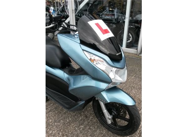 2014 Honda PCX125 image 2
