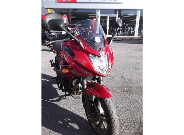 2013 Yamaha XJ6 600 Diversion image 2