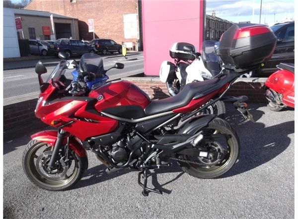 2013 Yamaha XJ6 600 Diversion image 4