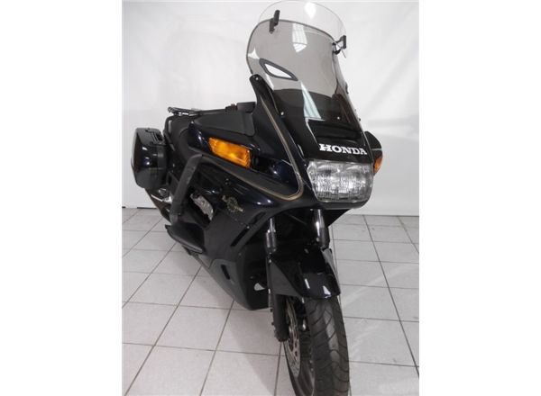 2002 HONDA ST1100 Pan European image 2