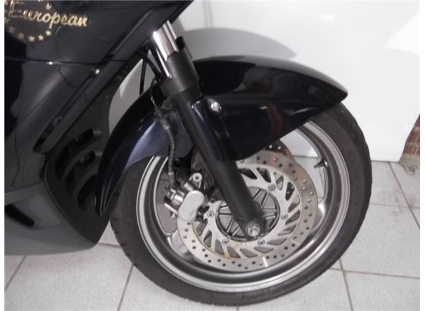 2002 HONDA ST1100 Pan European image 7