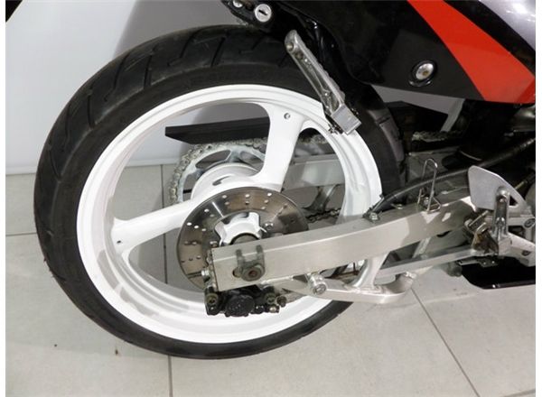 1992 Yamaha TZR250 R image 5