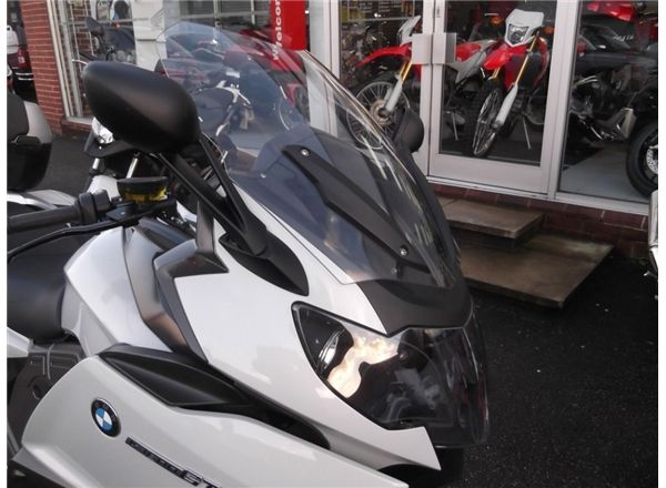 2011 BMW K1600GT image 8