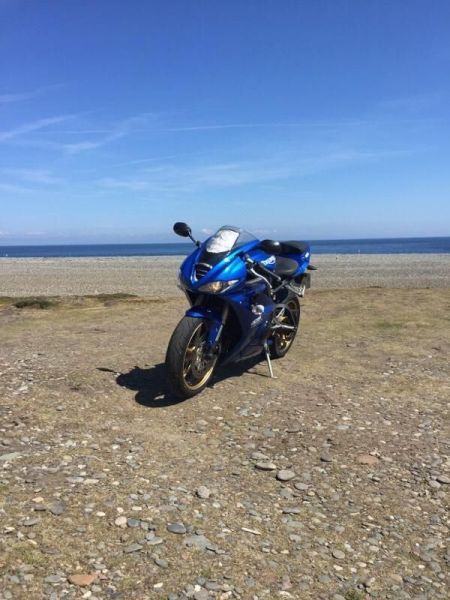 2011 Triumph Daytona 675 7k miles full service image 1