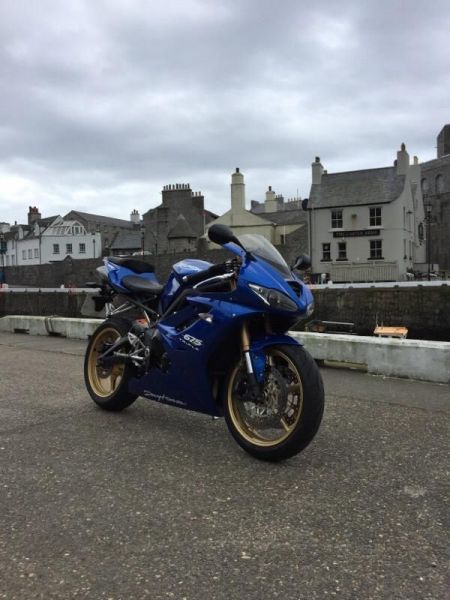 2011 Triumph Daytona 675 7k miles full service image 2