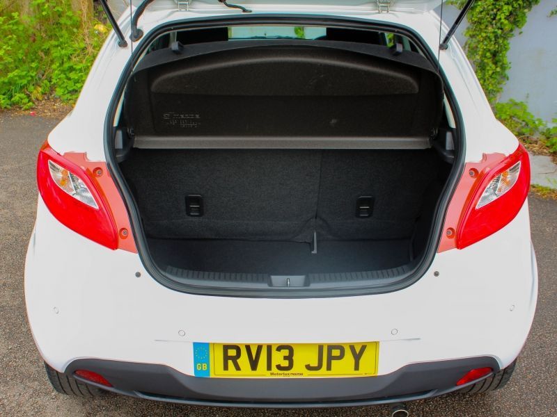 2013 Mazda2 Venture Edition image 8