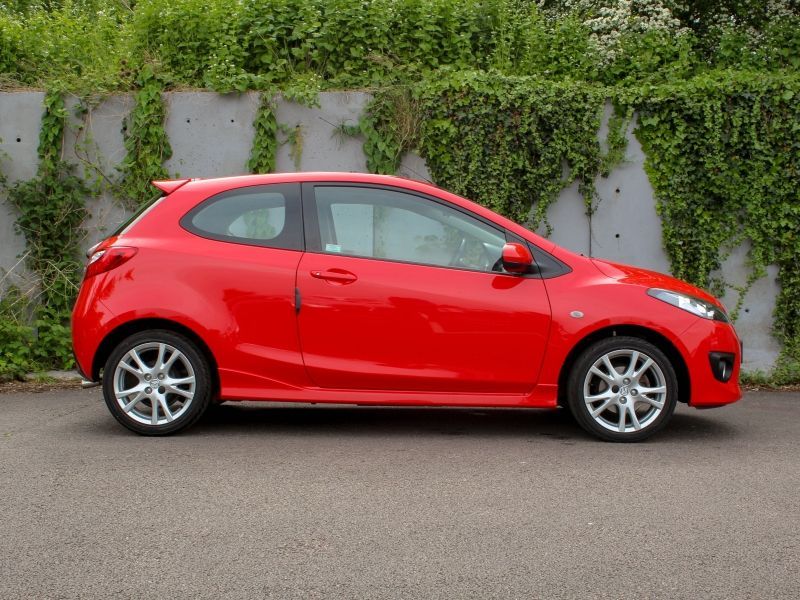 2010 Mazda2 Sport image 3