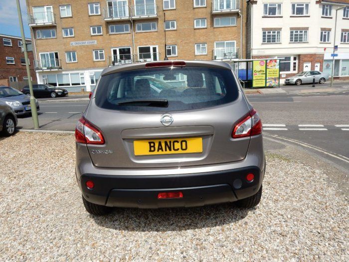 2012 Nissan Qashqai 1.6 5dr image 5