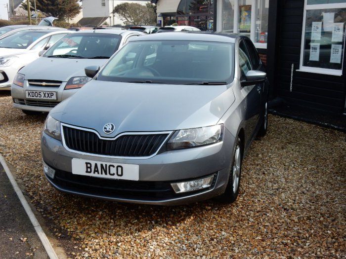 2014 Skoda Rapid 1.6 TDI CR SE 5dr image 1