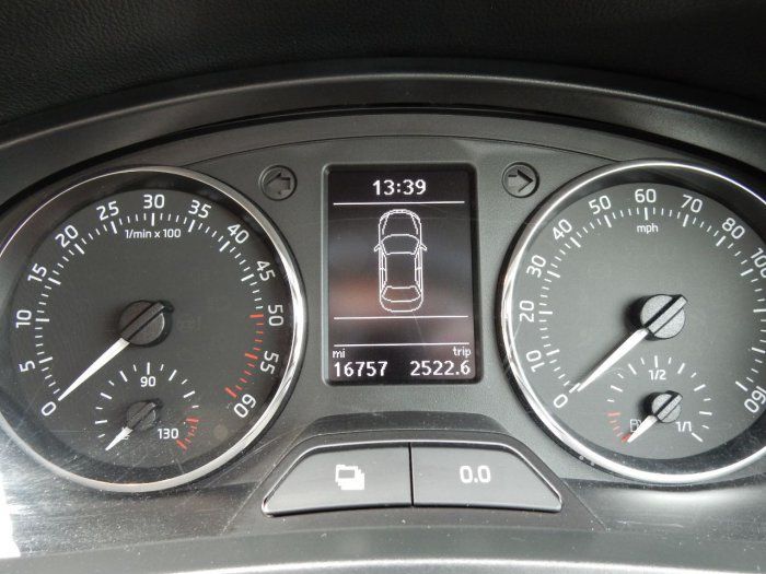 2014 Skoda Rapid 1.6 TDI CR SE 5dr image 8