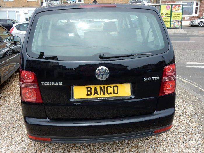 2009 Volkswagen Touran 2.0 TDI SE 5dr image 4