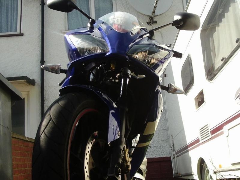 2013 Yamaha YZF R125 image 6