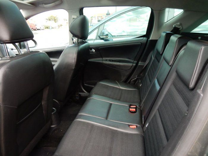 2010 Peugeot 207 1.6 HDi 5dr image 6