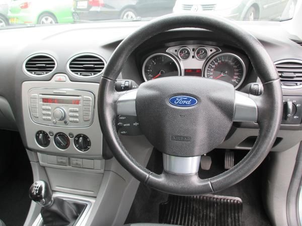 2009 Ford Focus 1.6 TDCi Zetec image 5