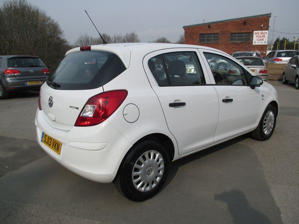 2013 Vauxhall Corsa 1.3 CDTi ecoFLEX S image 2