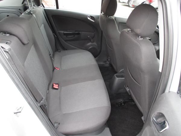 2012 Vauxhall Corsa 1.2 S image 8