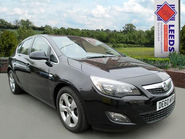 2010 Vauxhall Astra 1.7 CDTi 16V image 1
