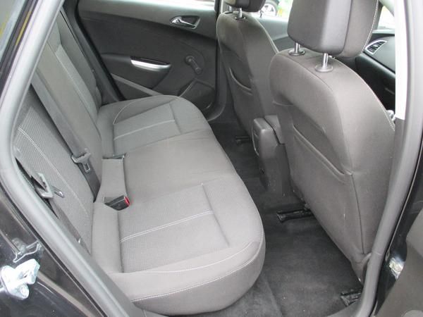 2010 Vauxhall Astra 1.7 CDTi 16V image 7