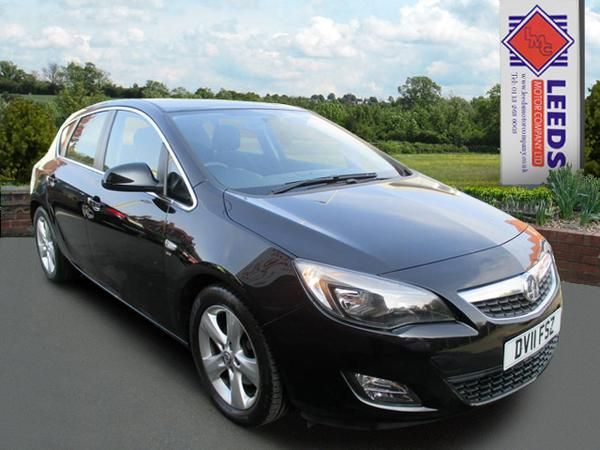2011 Vauxhall Astra 1.7 CDTi 16V image 1