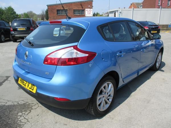 2012 Renault Megane 1.5 dCi image 2