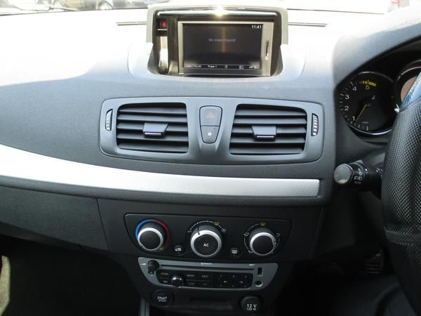 2012 Renault Megane 1.5 dCi image 8