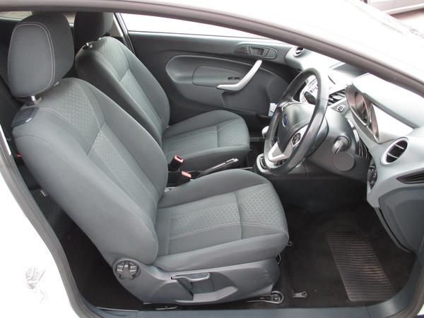2010 Ford Fiesta 1.6 TDCi image 7