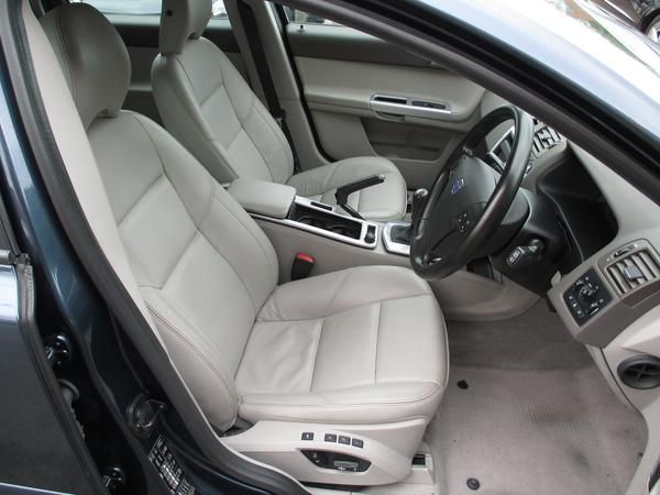 2010 Volvo V50 2.0D SE image 7