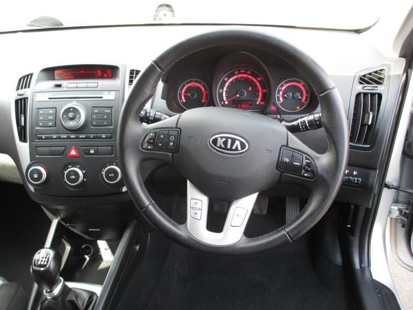 2012 Kia Ceed 1.6 CRDi image 5