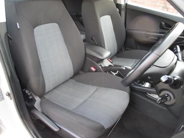 2012 Kia Ceed 1.6 CRDi image 6