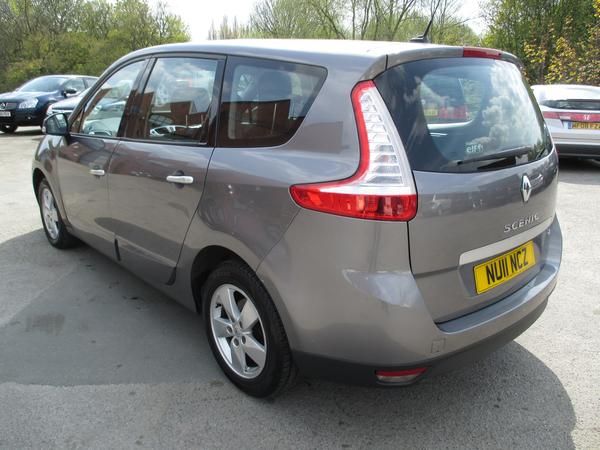2011 Renault Grand Scenic 1.5 dCi image 4