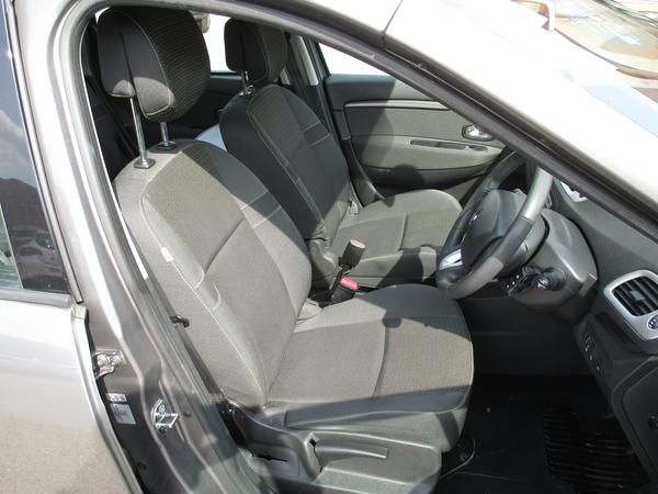 2011 Renault Grand Scenic 1.5 dCi image 8