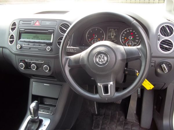 2010 Volkswagen Golf Plus 1.6 TDI image 8
