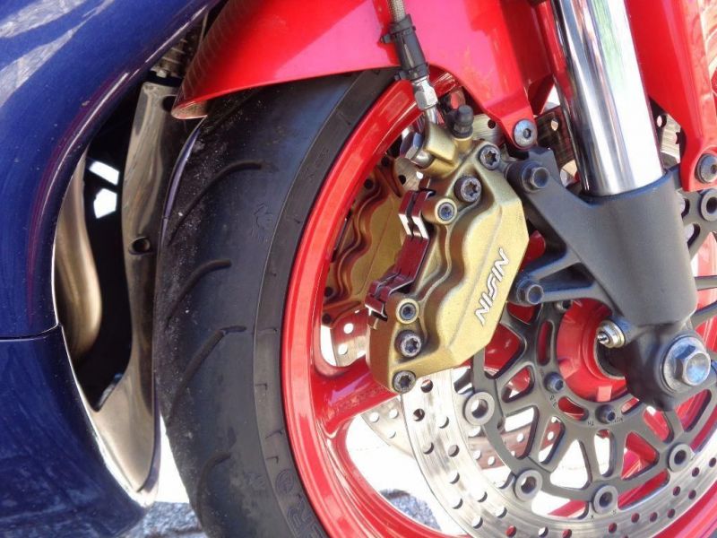 2000 Honda CBR900RR Fireblade image 7
