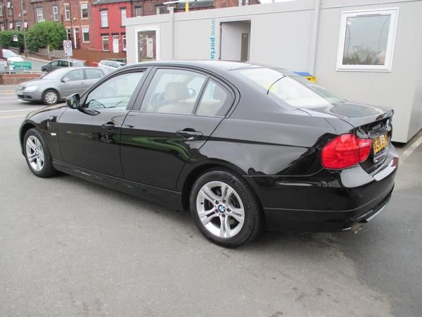 2011 BMW 318d image 3