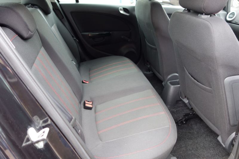 2014 Vauxhall Corsa 1.3 CDTi 5dr image 7