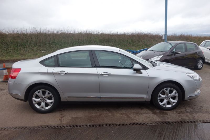 2009 Citroen C5 2.0 HDI 16V VTR+ 4dr image 3