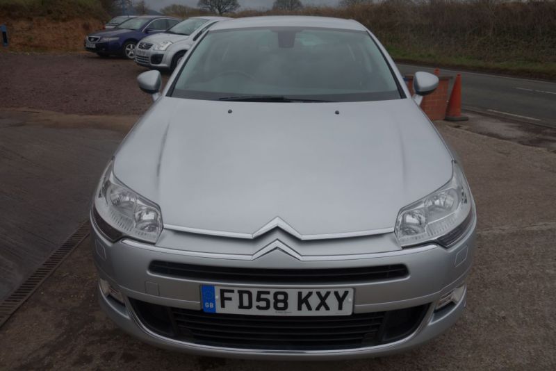 2009 Citroen C5 2.0 HDI 16V VTR+ 4dr image 4
