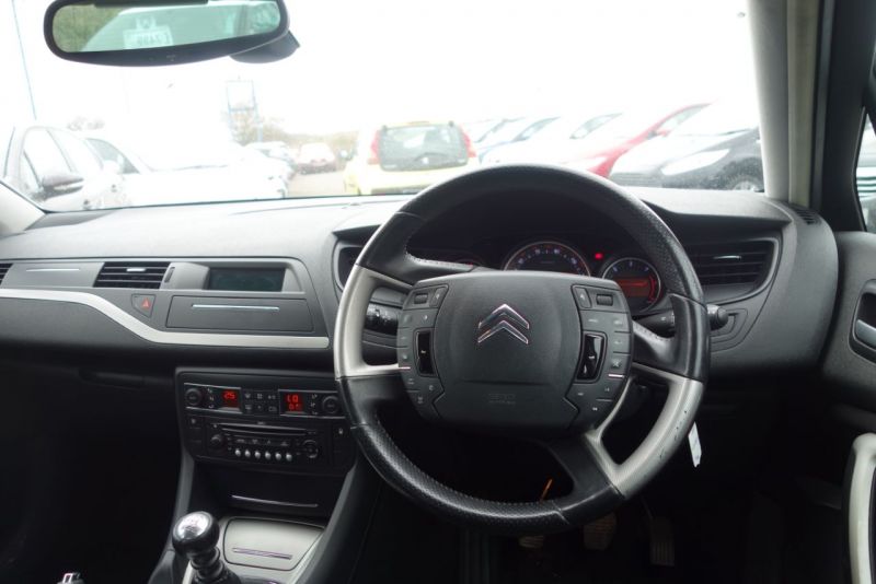 2009 Citroen C5 2.0 HDI 16V VTR+ 4dr image 6