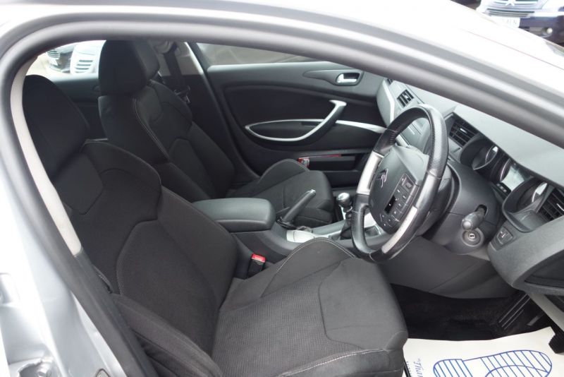2009 Citroen C5 2.0 HDI 16V VTR+ 4dr image 8