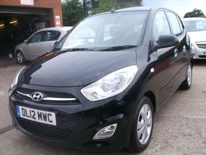 2012 Hyundai i10 1.2 Active 5dr image 1