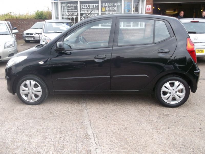 2012 Hyundai i10 1.2 Active 5dr image 2