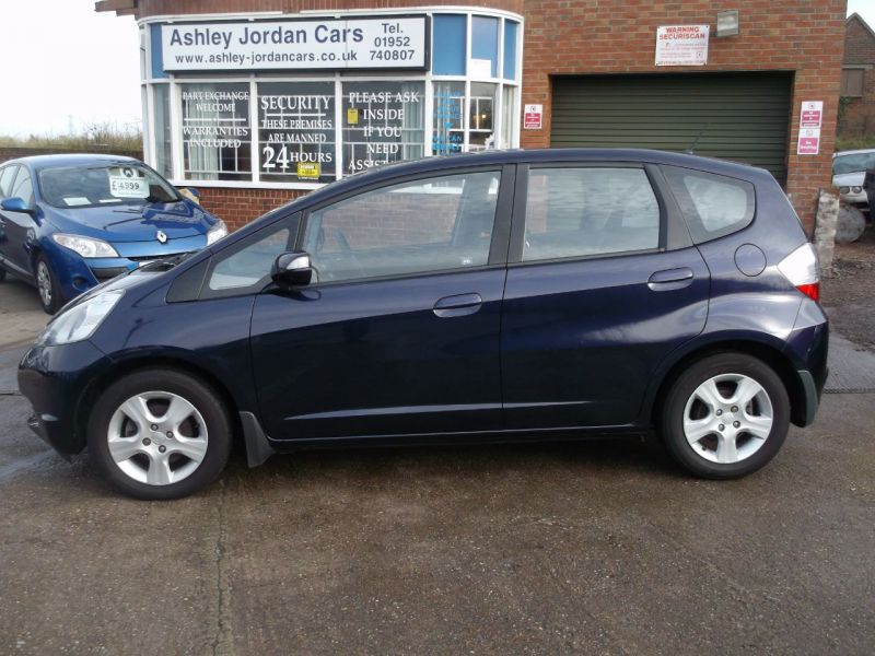 2009 Honda Jazz 1.4 i-VTEC ES 5dr image 2