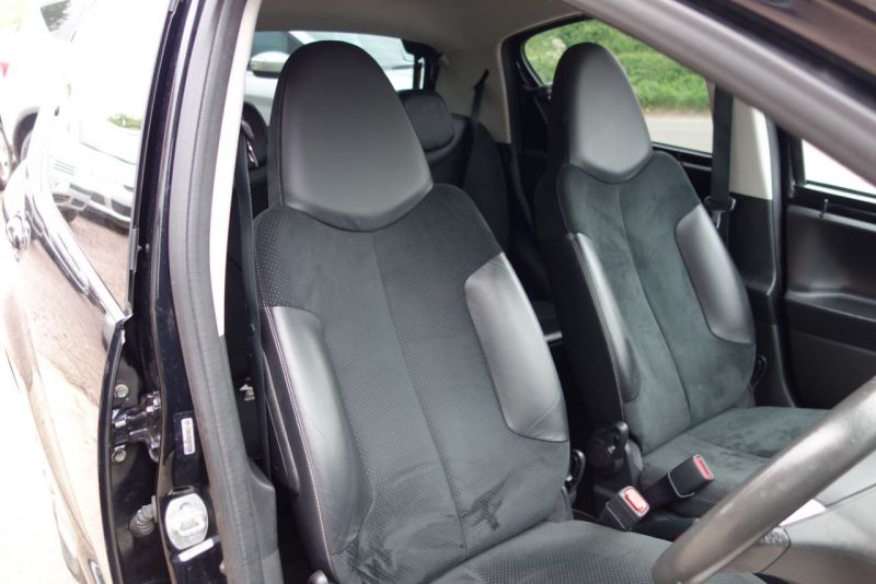 2013 Toyota Aygo 1.0 VVT-i 5dr image 7