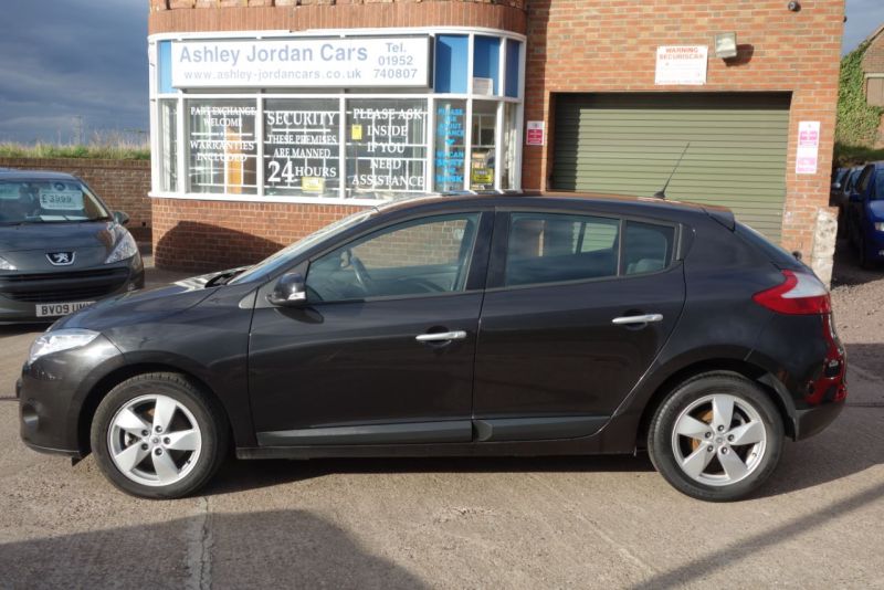 2009 Renault Megane 1.5 dCi 5dr image 2