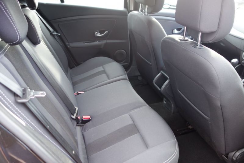 2009 Renault Megane 1.5 dCi 5dr image 9