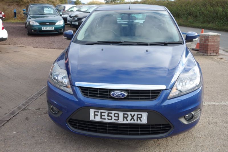 2009 Ford Focus 1.6 Zetec 5dr image 4