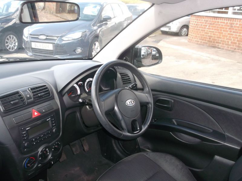 2010 Kia Picanto 1.1 2 5dr image 6
