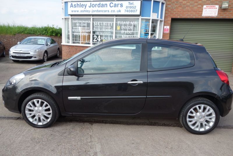 2009 Renault Clio 1.5 dCi 3dr image 2